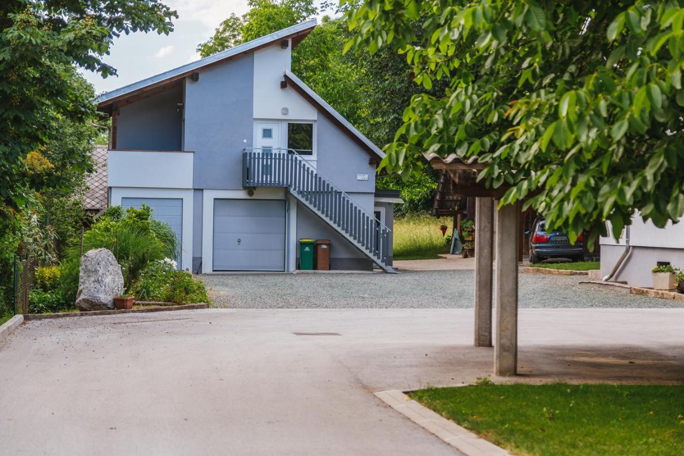 Blue Door - Studio Apartamento Lesce  Exterior foto