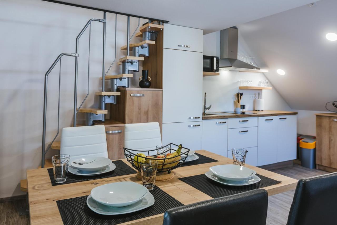 Blue Door - Studio Apartamento Lesce  Exterior foto