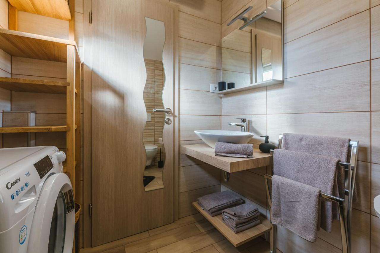 Blue Door - Studio Apartamento Lesce  Exterior foto
